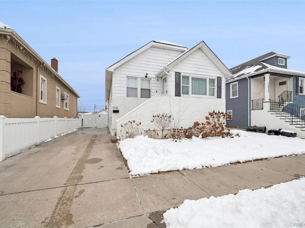 1038 Traymore Boulevard, Island Park NY 11558