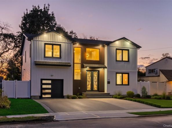 182 Friends Lane, Westbury NY 11590