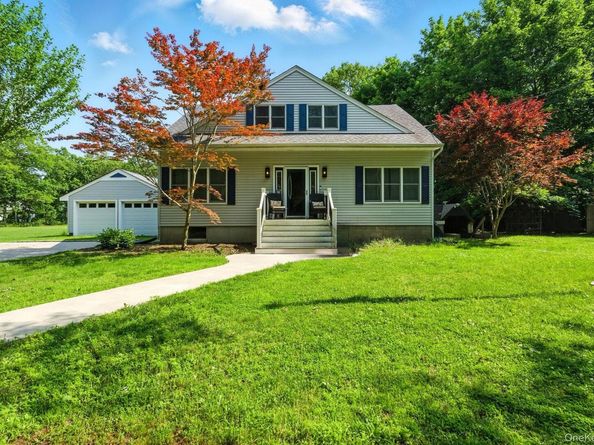 3 Alabama Avenue, Port Jefferson Station NY 11776