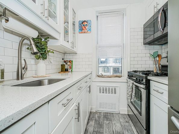 130 Beach 121st Street 1G, Rockaway Park NY 11694