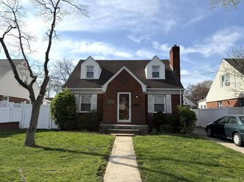 586 Stratford Road