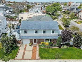 221 Washington Boulevard