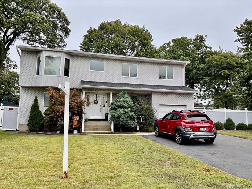 63 Pennsylvania Avenue, Massapequa NY 11758