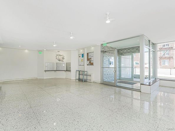 125 Beach 124th Street 6H, Belle Harbor NY 11694