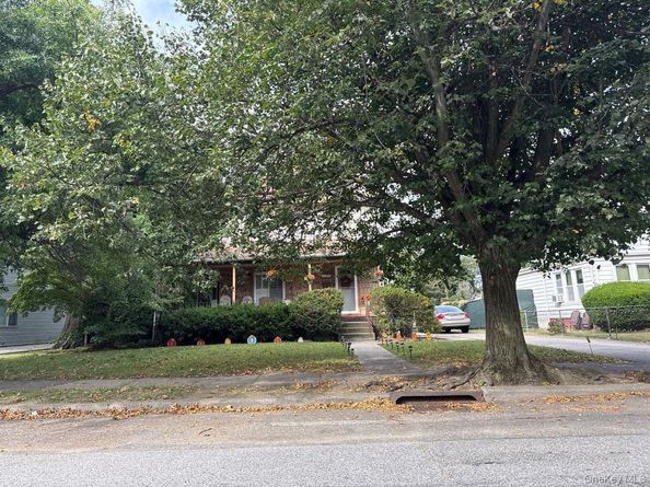 2684 Park Avenue, Baldwin NY 11510