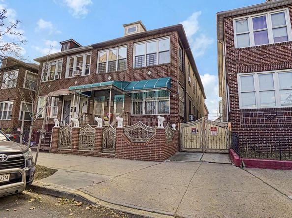 1335 Commonwealth Avenue, Bronx NY 10472