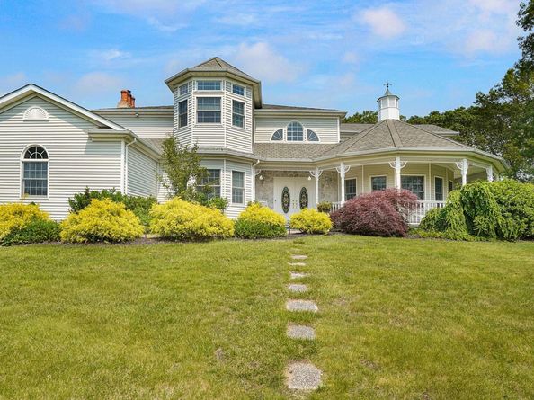 59 Lidge Drive, Farmingville NY 11738