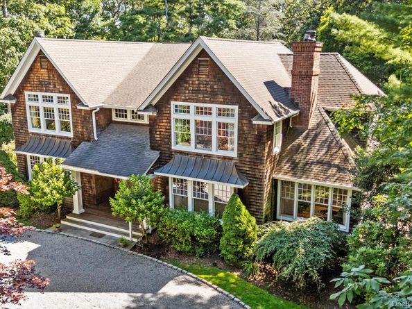53 Cedar Lane W, Remsenburg NY 11960