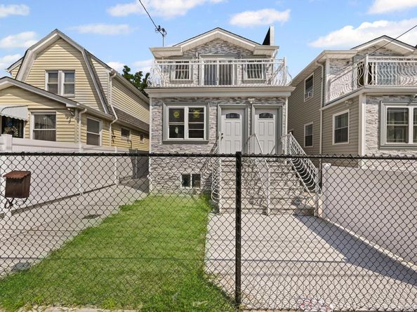 18821 118th Avenue, Saint Albans NY 11412