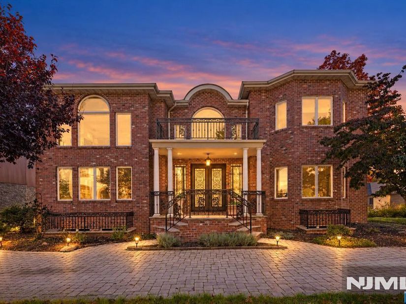 10 Fox Terrace, Cliffside Park NJ 07010