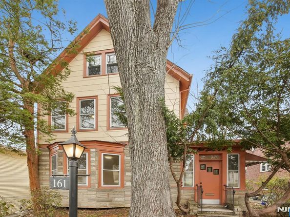 161 Chestnut Street, Leonia NJ 07605