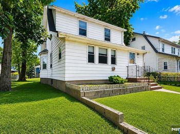 309 Englewood Avenue