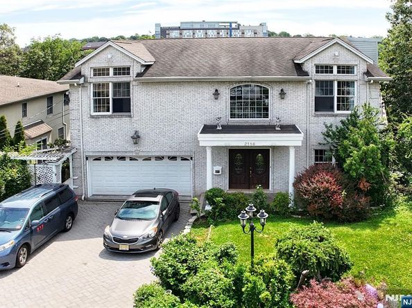 2186 Jones Road, Fort Lee NJ 07024