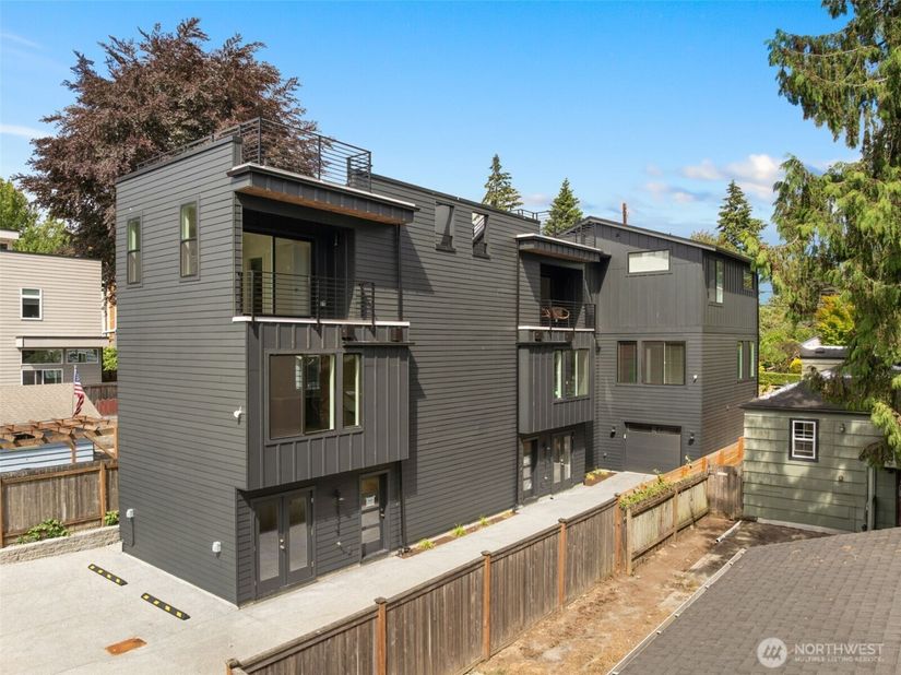10331 Ashworth Avenue N, Seattle WA 98133