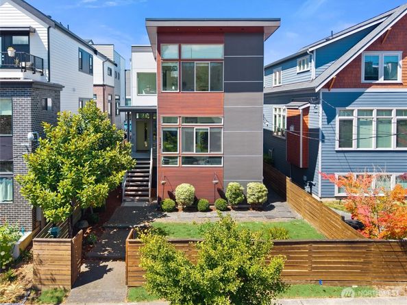 8347 12th Avenue NW, Seattle WA 98117