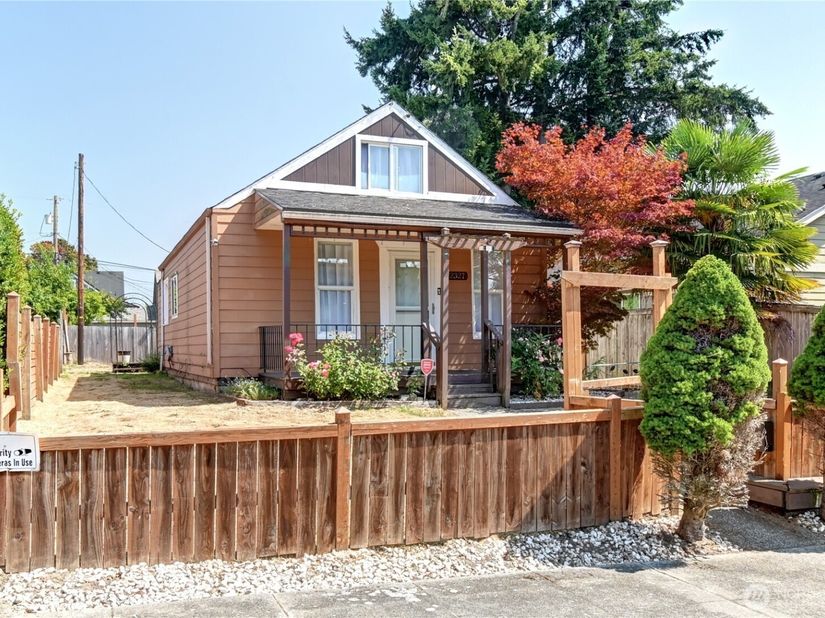2327 Harrison Avenue, Everett WA 98201