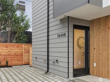 3646 Greenwood Avenue N