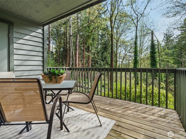 12711 NE 129th Court G101, Kirkland WA 98034