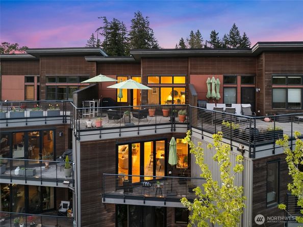610 Vineyard Lane A302, Bainbridge Island WA 98110