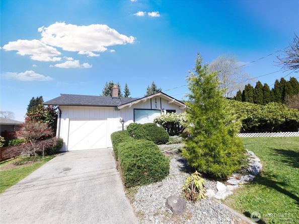 22905 106th Place SE, Kent WA 98031