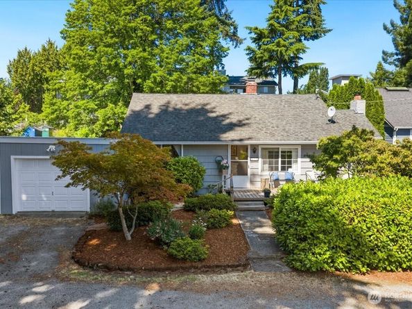 859 SW 132nd Street, Burien WA 98146