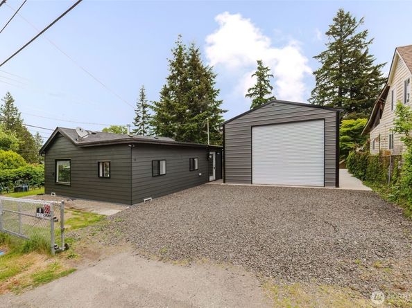 54 Sunnyhill Road W, Bremerton WA 98312