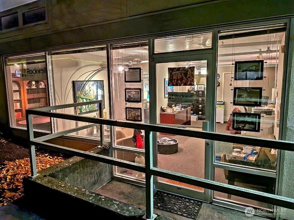 6300 32nd Avenue NW C106, Seattle WA 98107
