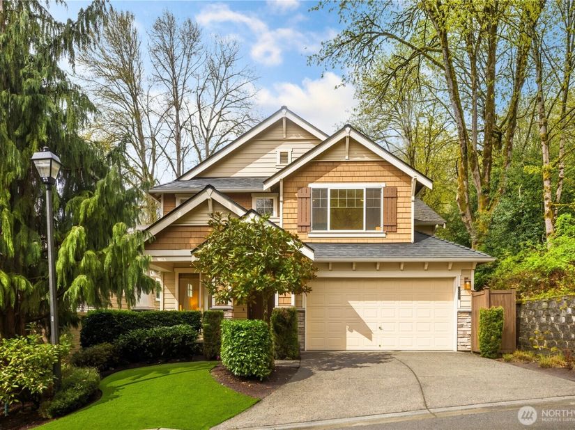 10608 106th Place NE, Kirkland WA 98033