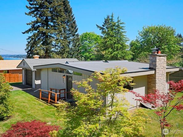 525 Farragut Avenue NE, Port Orchard WA 98366