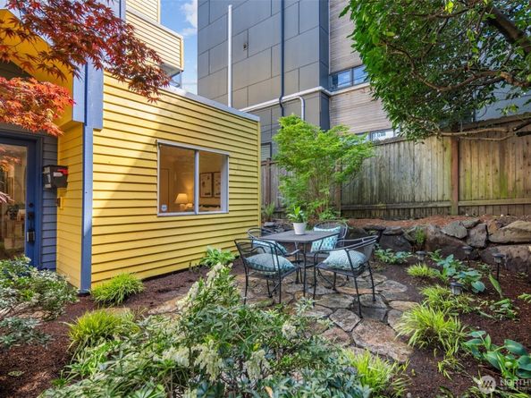 1108 18th Avenue A, Seattle WA 98122