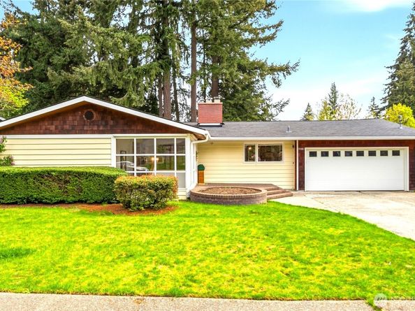 7020 137th Avenue NE, Redmond WA 98052