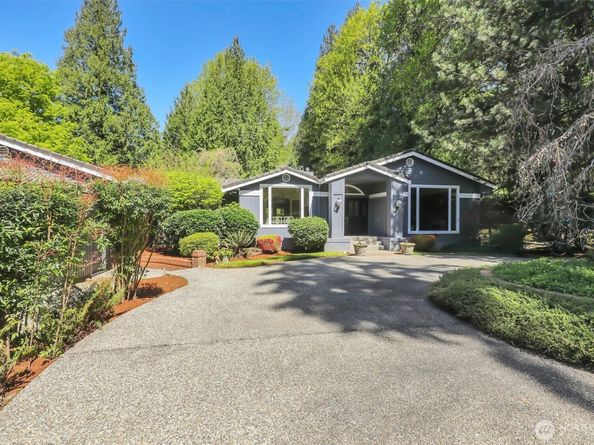13320 211th Place NE, Woodinville WA 98077