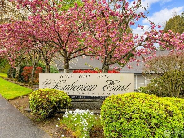 6717 110th Ave NE A3, Kirkland WA 98033