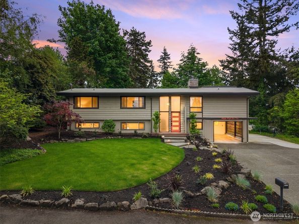 8805 SE 39th Street, Mercer Island WA 98040