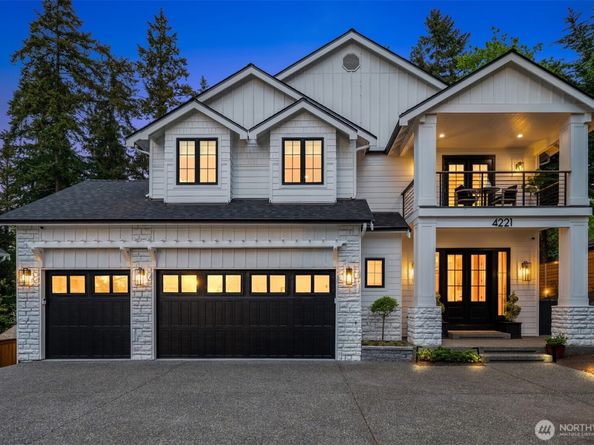 4221 NE 27th Place, Newcastle WA 98059