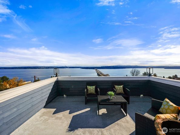 1354 32nd Avenue S, Seattle WA 98144