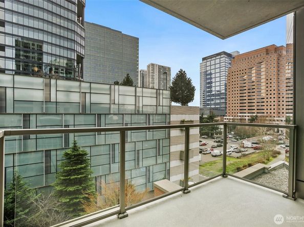 10650 NE 9th Place 721, Bellevue WA 98004