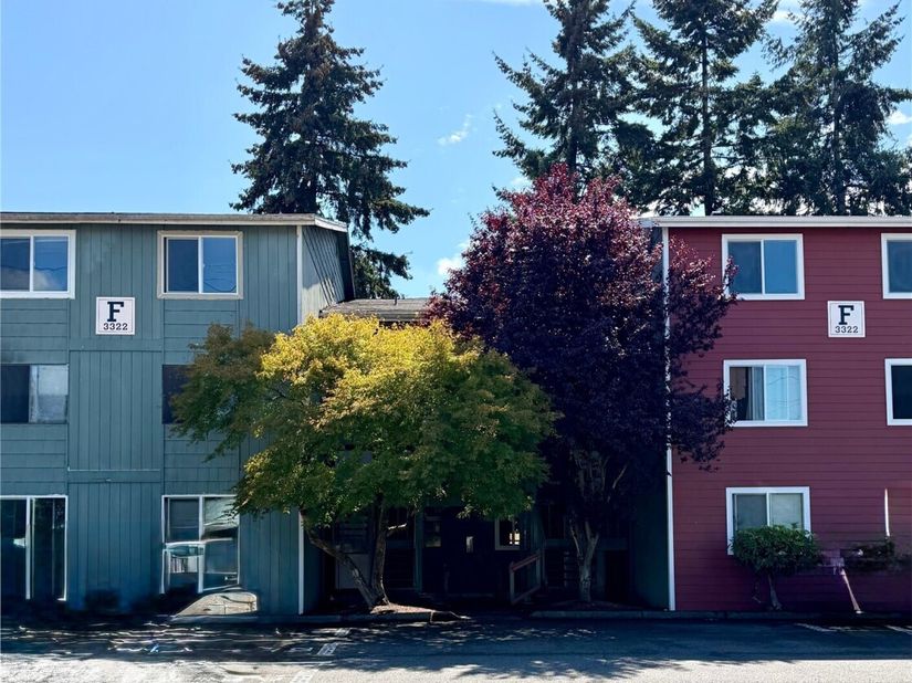 3322 I Street F202, Auburn WA 98002