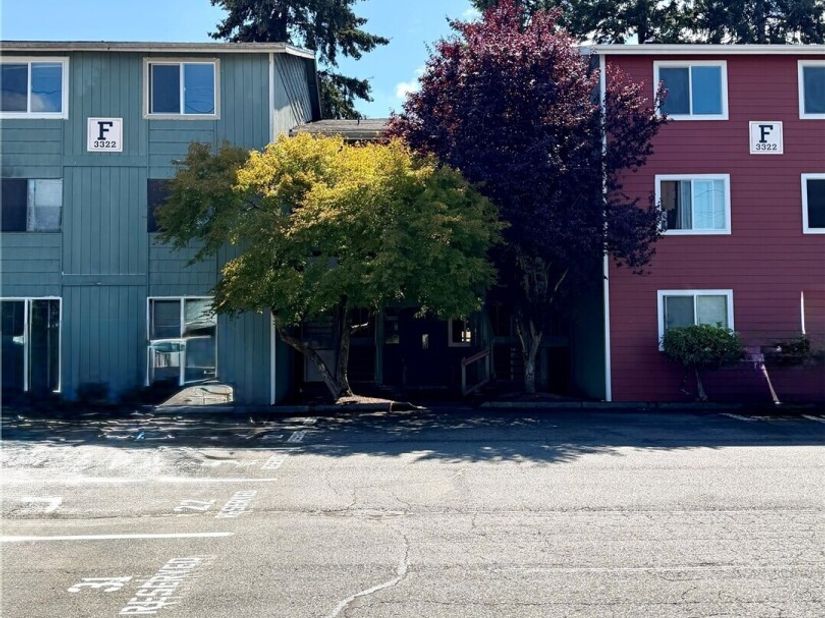 3322 I Street F202, Auburn WA 98002