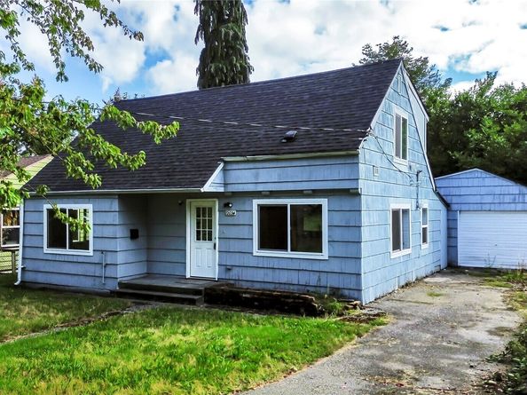 12034 68th Avenue S, Seattle WA 98178