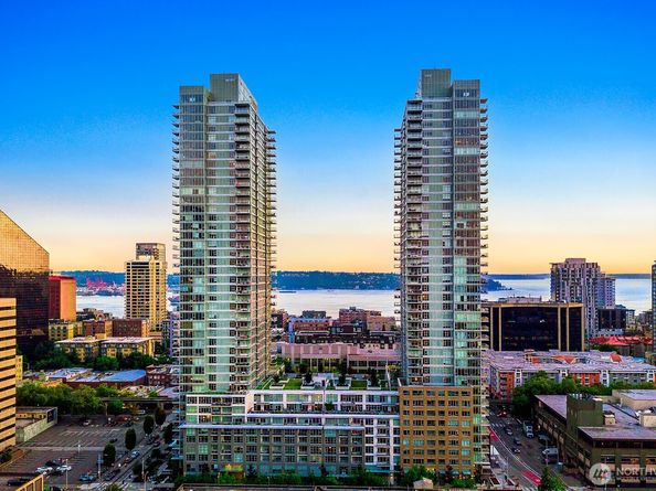 583 Battery Street 2205N, Seattle WA 98121
