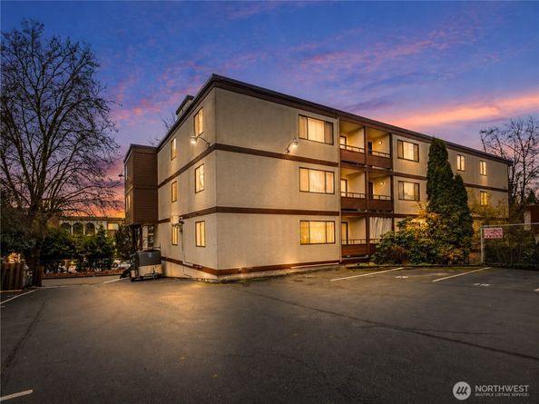 2100 N 106th 307, Seattle WA 98133