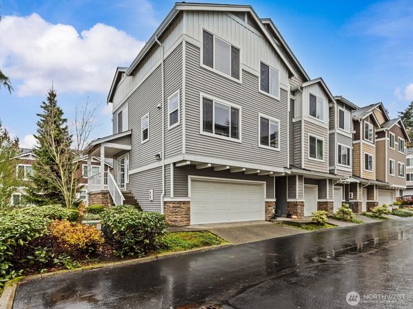 15720 Manor O1, Lynnwood WA 98087
