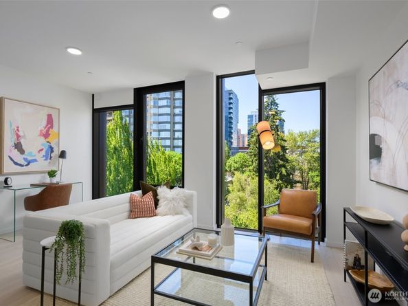 999 110th Avenue NE 401, Bellevue WA 98004