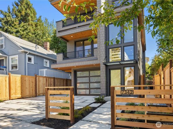 7342 20th Avenue NW, Seattle WA 98117