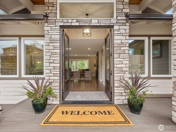 12009 SE 81st Lane, Newcastle WA 98056