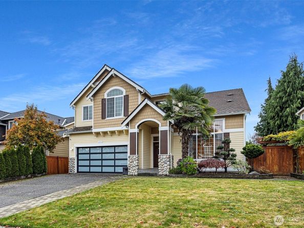 4714 211th Street SW, Lynnwood WA 98036