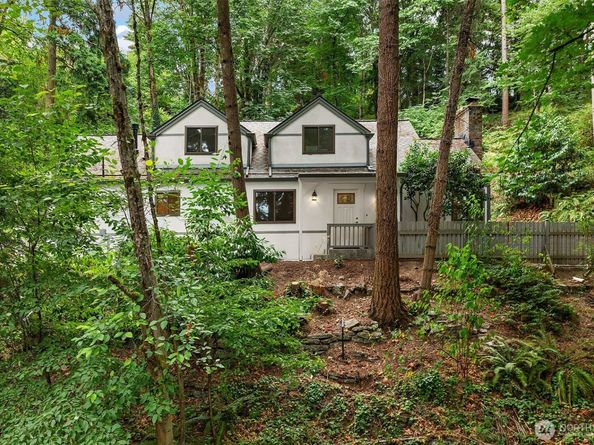 22651 SE 56th Street, Issaquah WA 98029