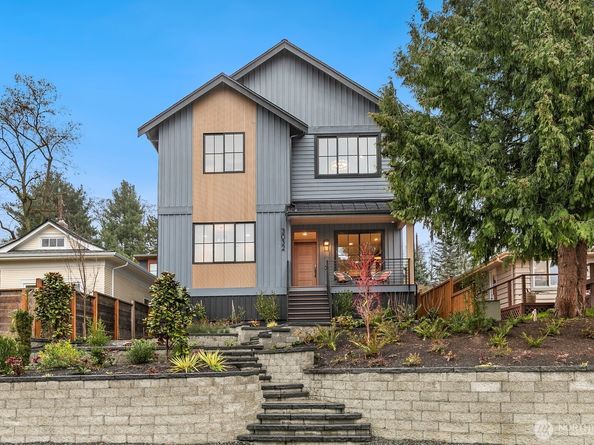 3032 NE Blakeley Street, Seattle WA 98105