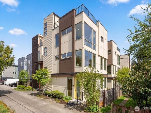 5017 Fauntleroy Way SW B, Seattle WA 98136